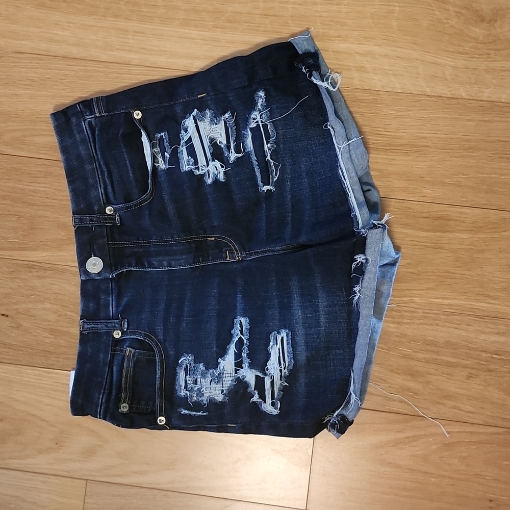 American Eagle Outfitter Women's Curvy Hi-Rise Shorts Size 10